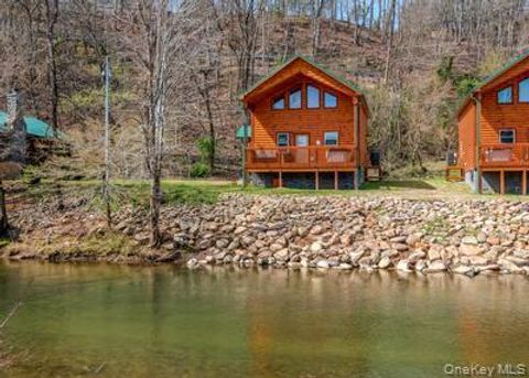 5744 STATE ROUTE 42 Fallsburg NY 12733