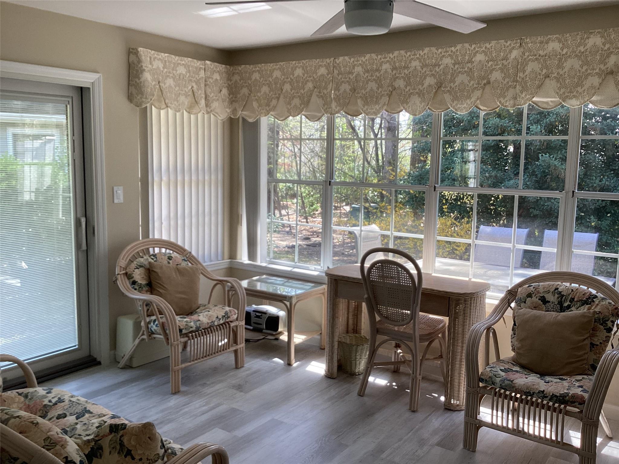 95 Glen Drive, Ridge, New York image 4