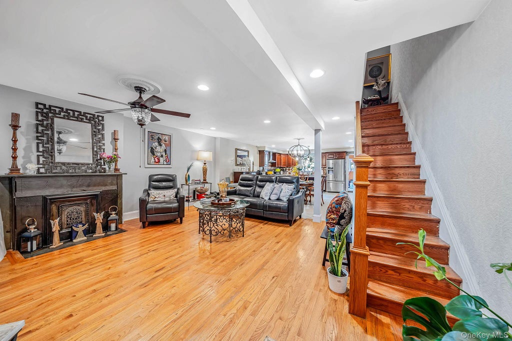 Photo of 885A Putnam Avenue #A, Brooklyn, NY 11221 (MLS # 1036416)