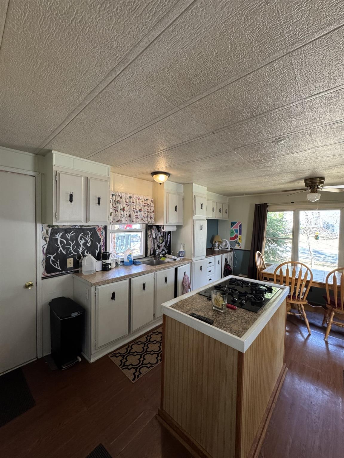 30 Elm Lane, Pleasant Valley, New York image 17