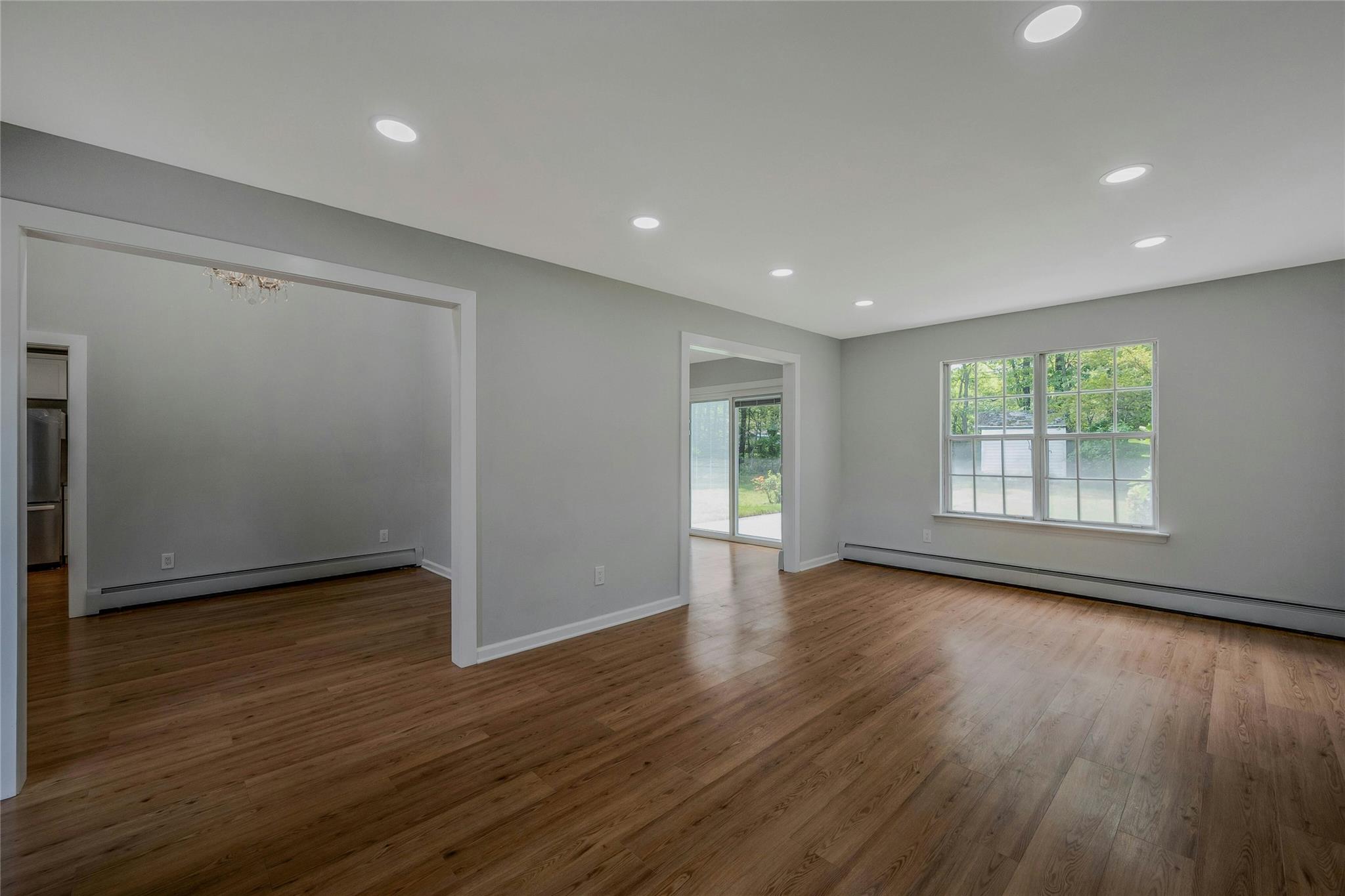 14 Home Drive, Medford, New York image 6