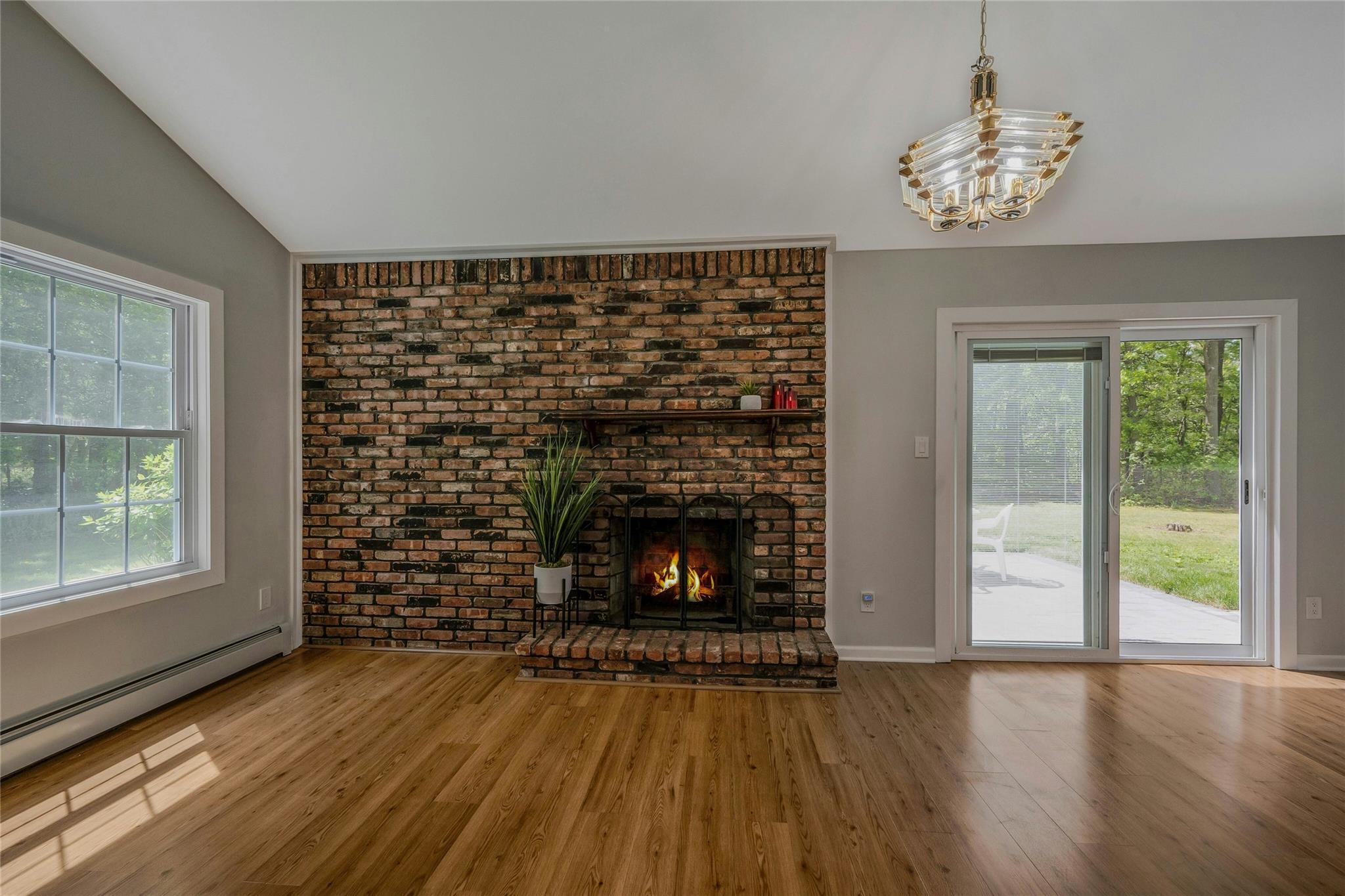 14 Home Drive, Medford, New York image 17