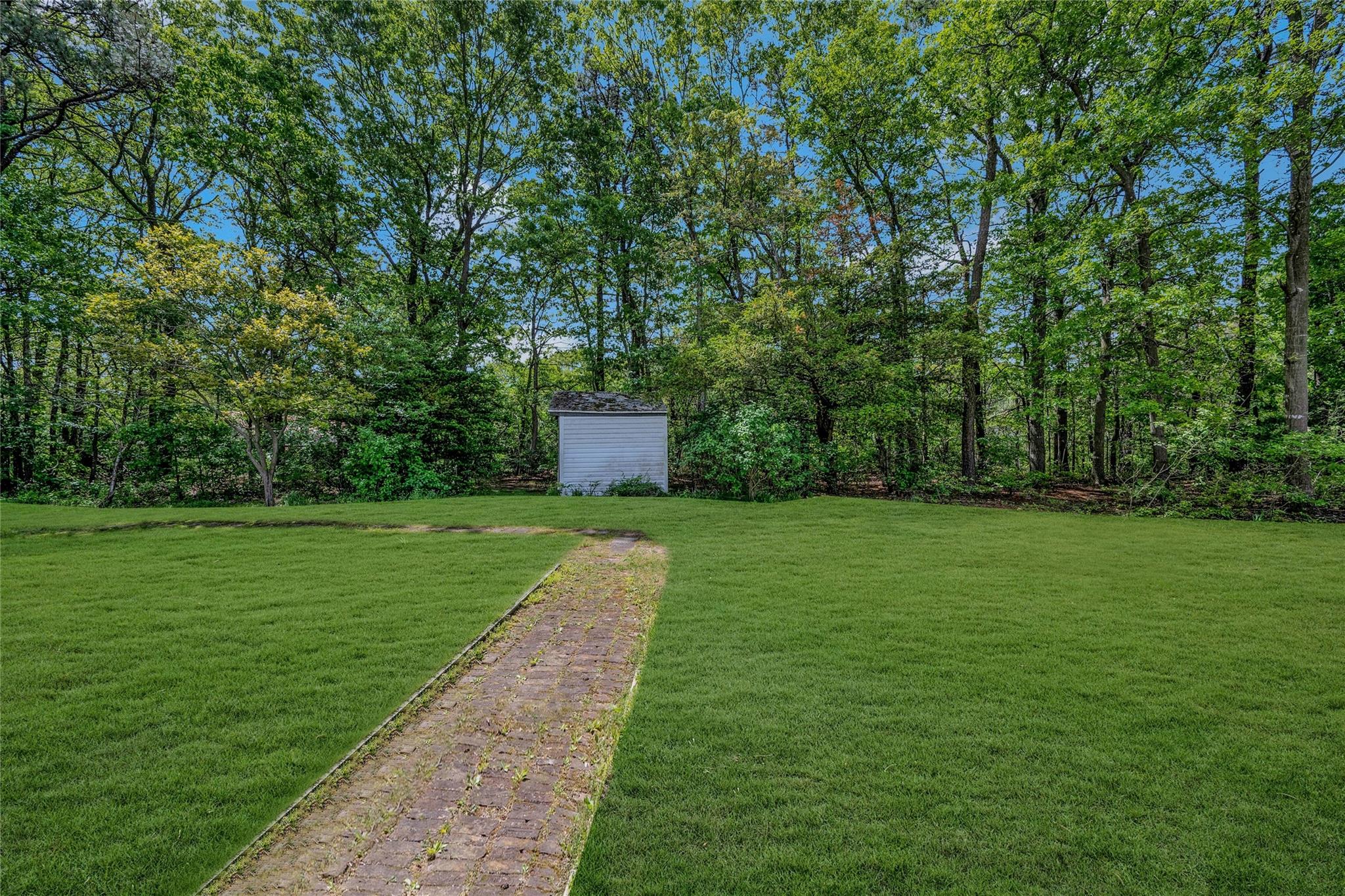 14 Home Drive, Medford, New York image 35
