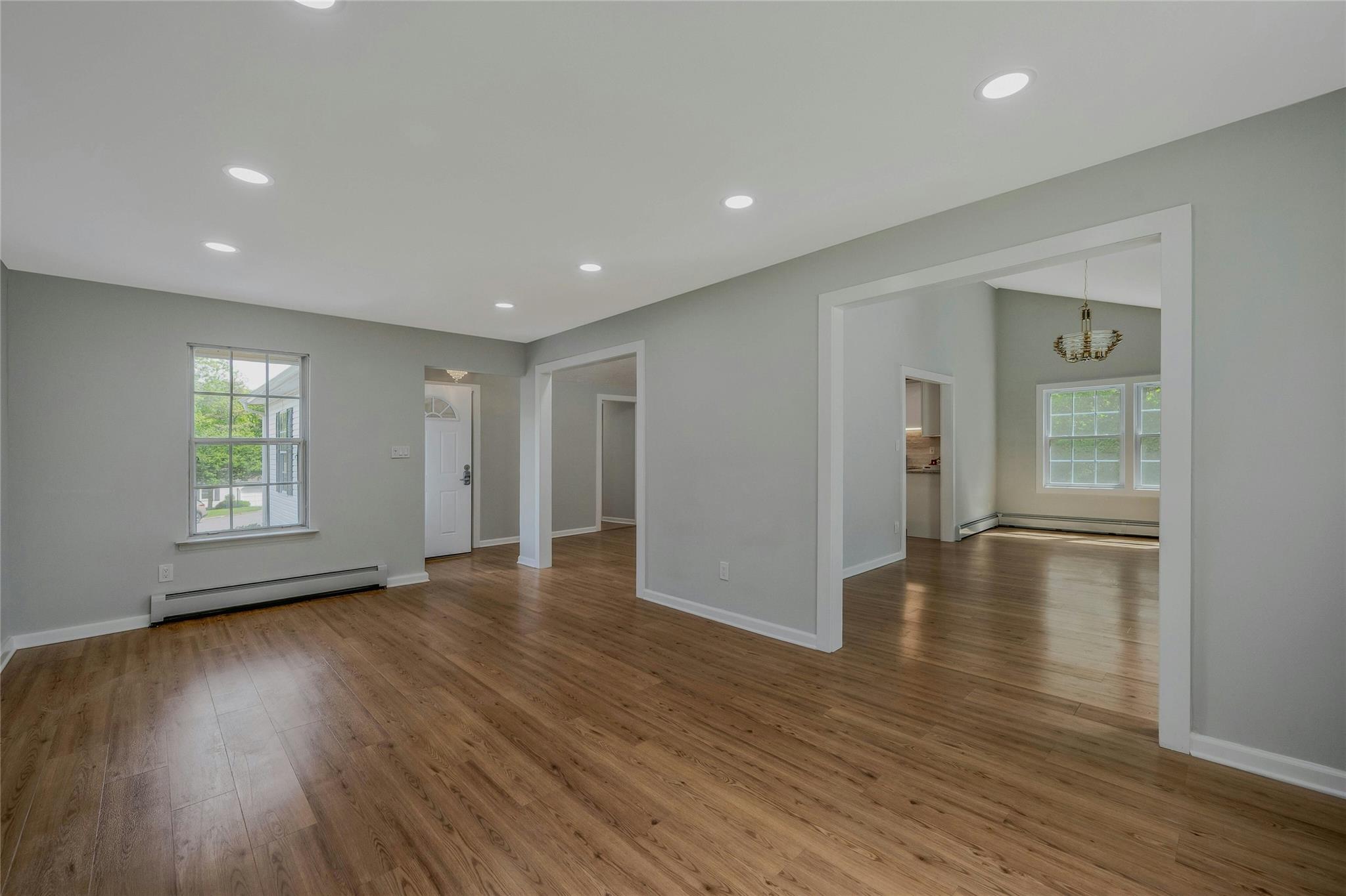 14 Home Drive, Medford, New York image 8