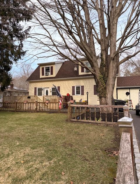 Homes For Sale - 71 Crescent Street<br/> Yaphank, NY 11980