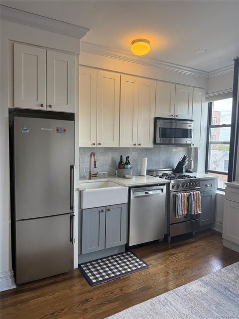 Photo of 42-22 Ketcham Street #D11, Elmhurst, NY 11373 (MLS # 996589)