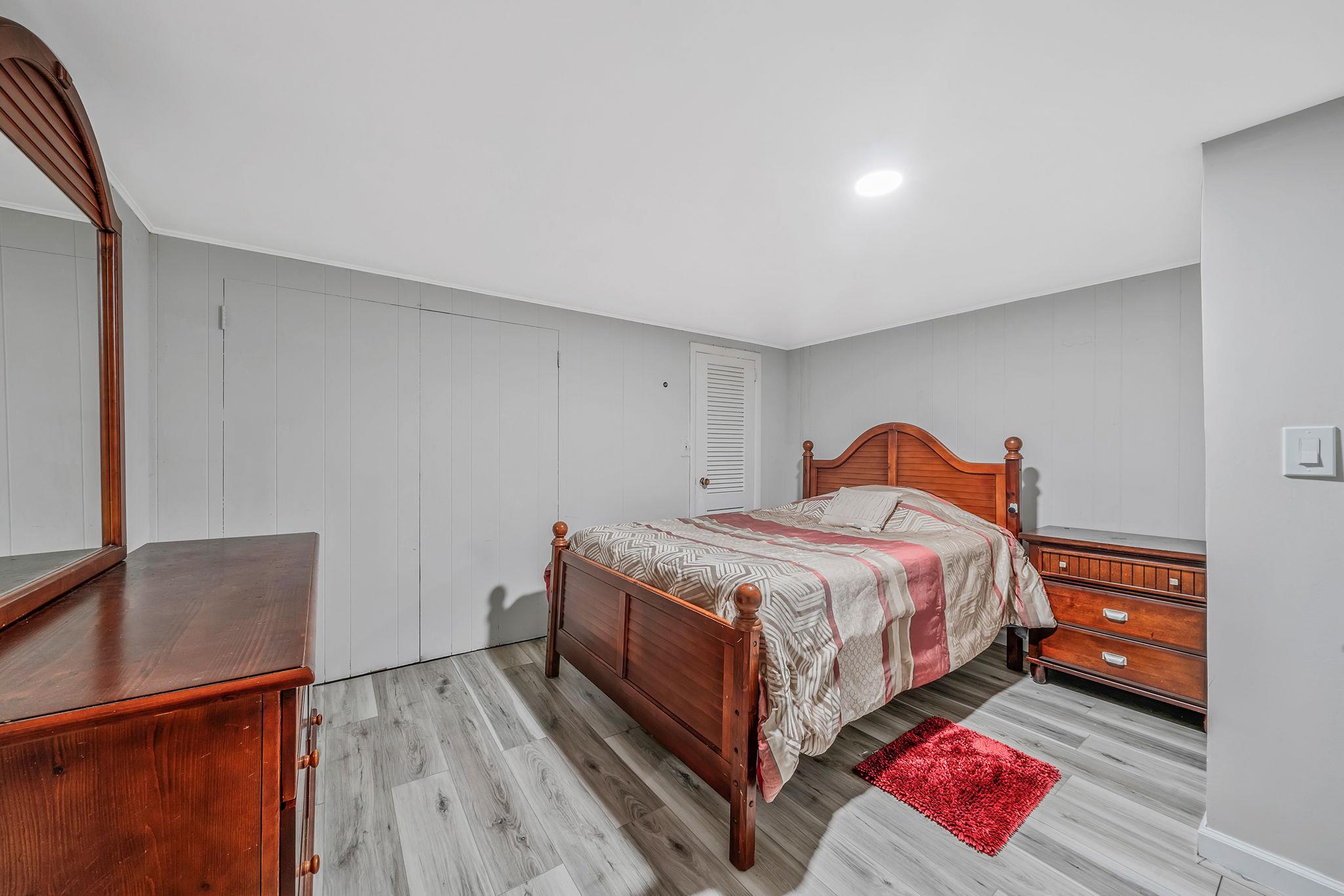 8 Landsberger Street, Yaphank, New York image 15