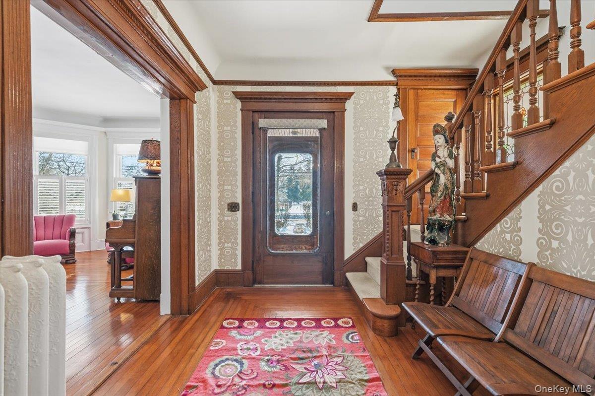 102 Sea Cliff Avenue