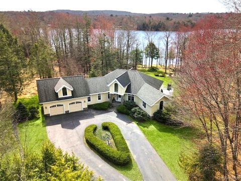 16 Deforest Drive South Fallsburg NY 12779