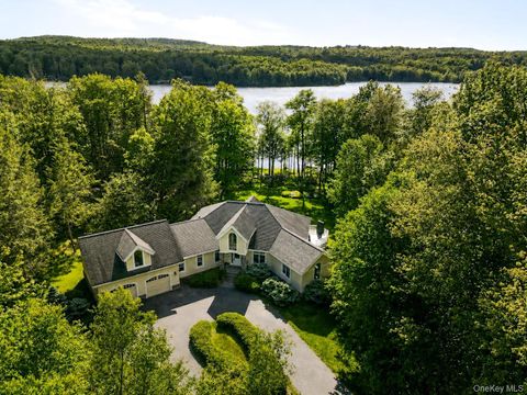 Homes For Sale - 16 Deforest Drive<br/> South Fallsburg, NY 12779