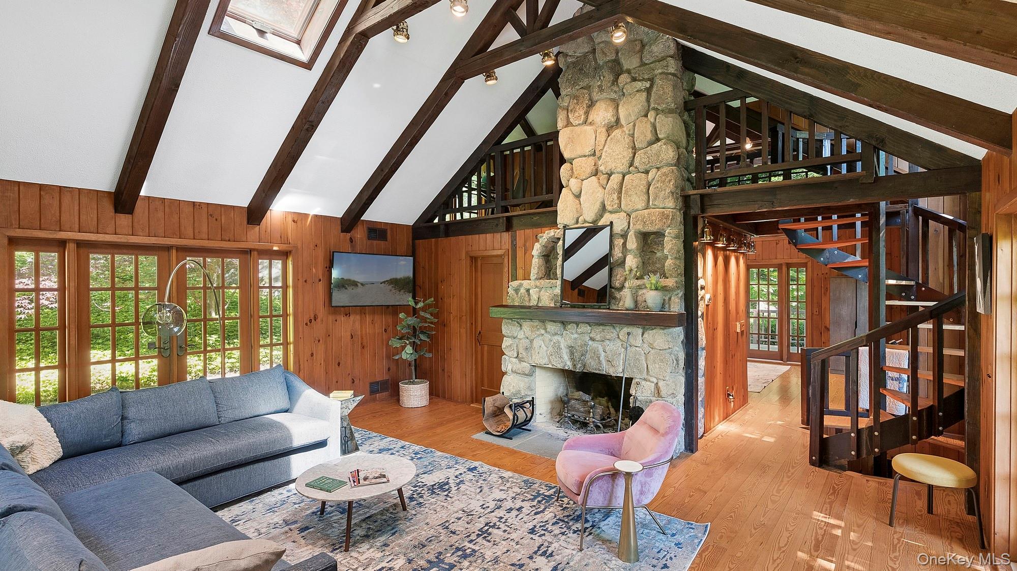 678 Golf Ridge Road