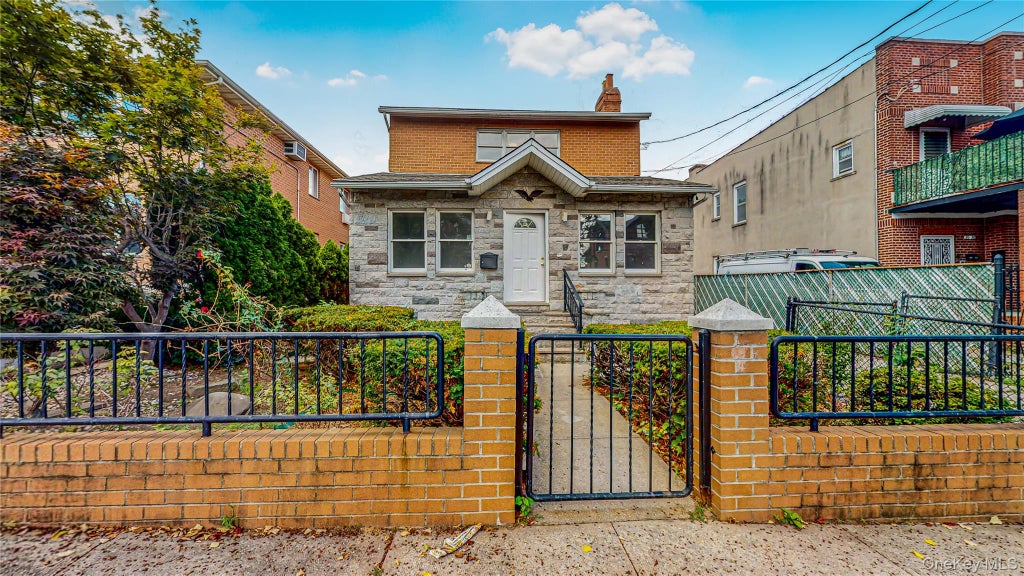 Photo of 20-62 49 Street, Astoria, NY 11105 (MLS # 1048159)