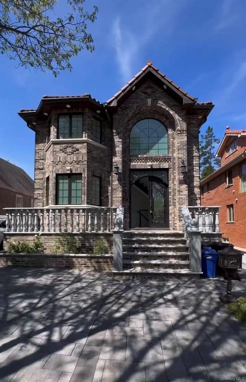 5728 Parsons Boulevard Front Flushing NY 11365