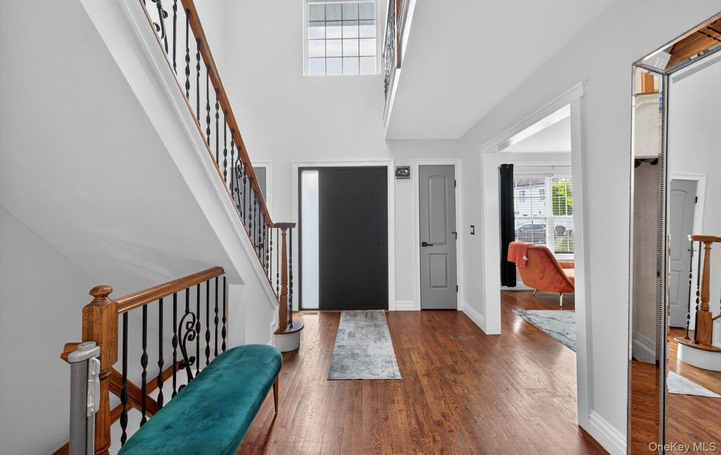 Photo of 875 Otsego Road, West Hempstead, NY 11552 (MLS # 987684)