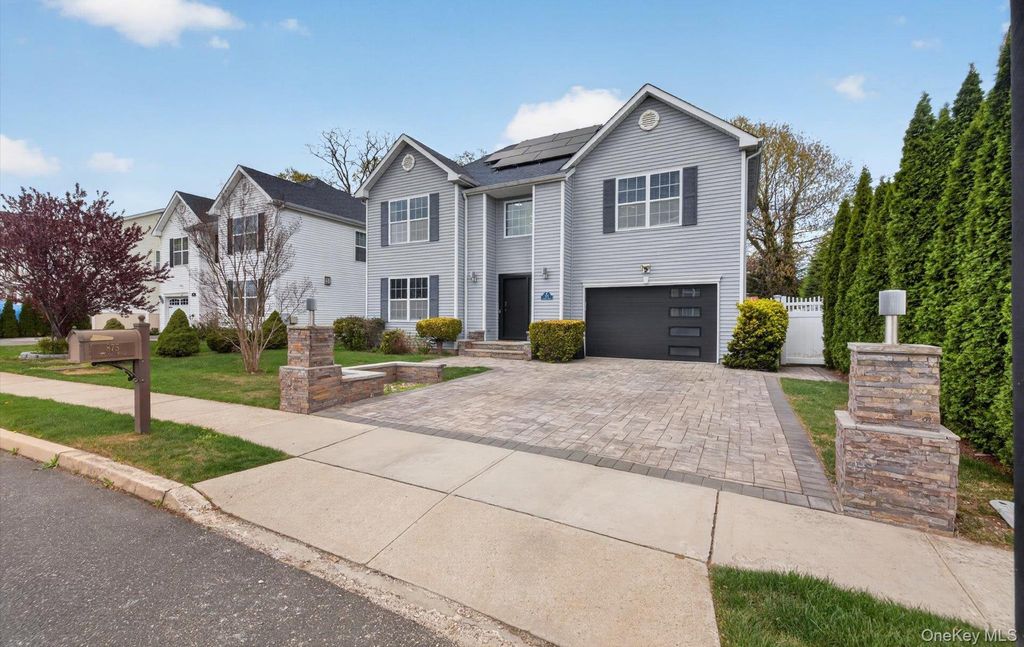 Photo of 875 Otsego Road, West Hempstead, NY 11552 (MLS # 987684)