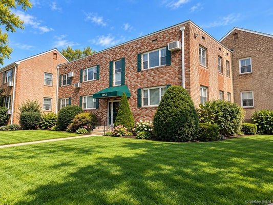 1051 FENWOOD DR APT 4, VALLEY STREAM, NY 11580 - Image 69ea23c8cafc6a2ef1fa9c0e523dab65/2478854951