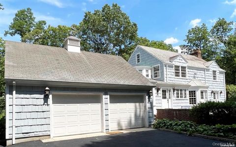 1678 Cedar Swamp Road Brookville NY 11545