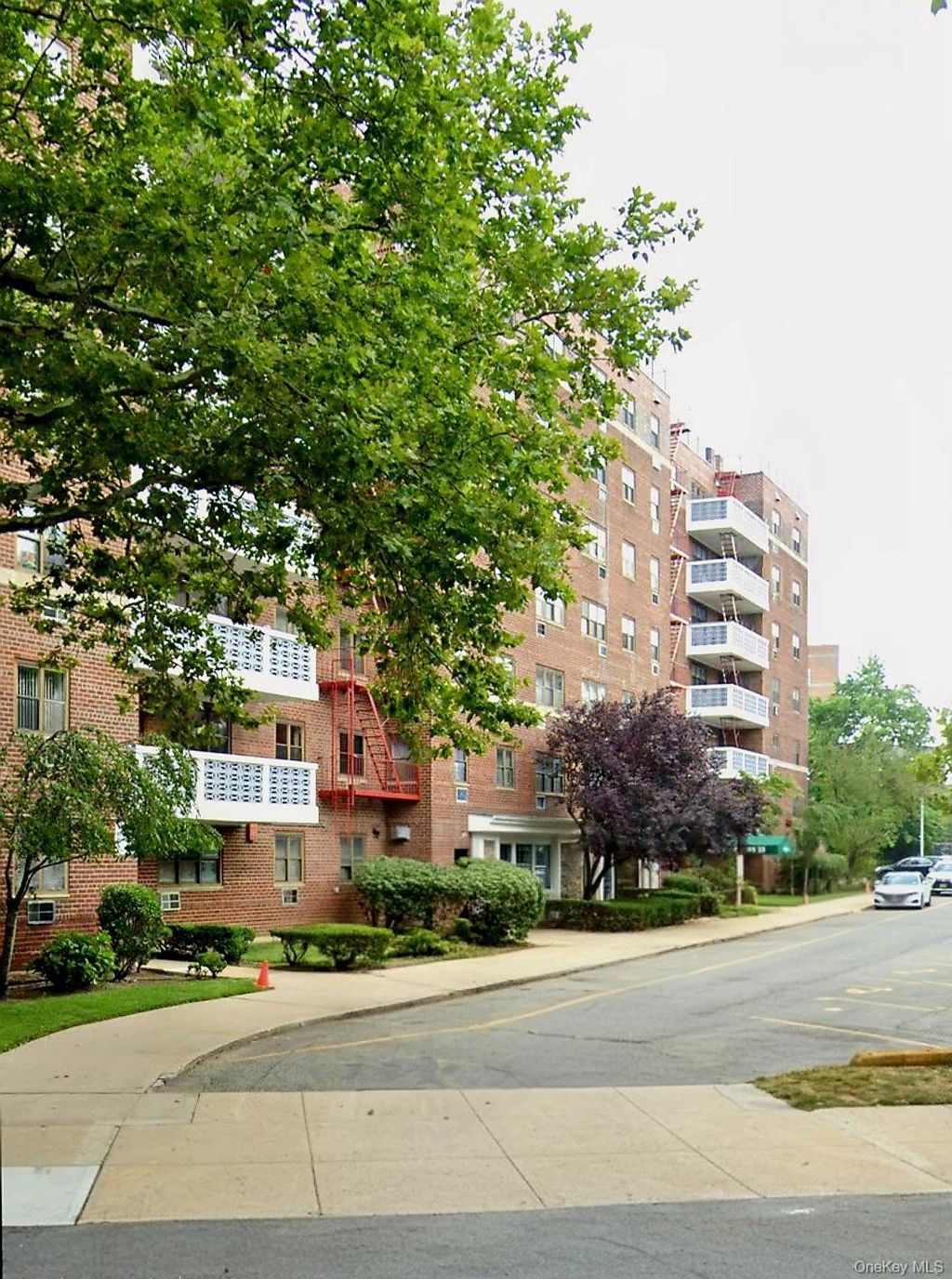 Photo of 86-10 151st Avenue #5N, Howard Beach, NY 11414 (MLS # 990525)