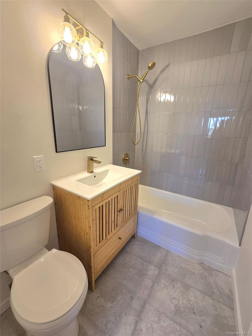 Photo of 86-10 151st Avenue #5N, Howard Beach, NY 11414 (MLS # 990525)