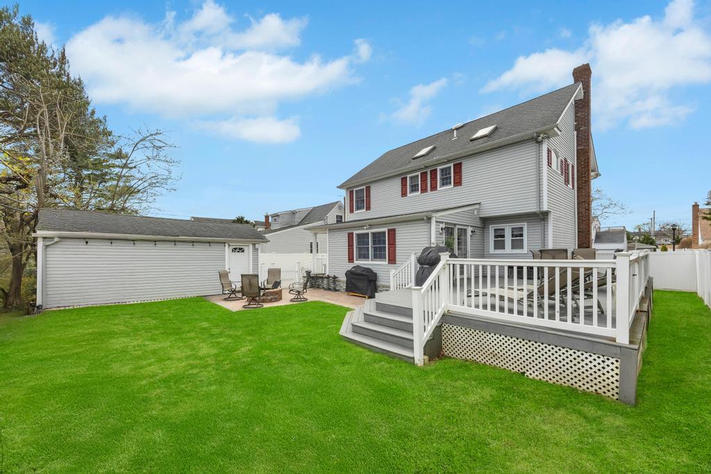 409 Ferris Road, Seaford, New York image 43