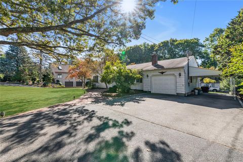 Photo of 1462 Motor Parkway, Islandia, NY 11749 (MLS # 917829)