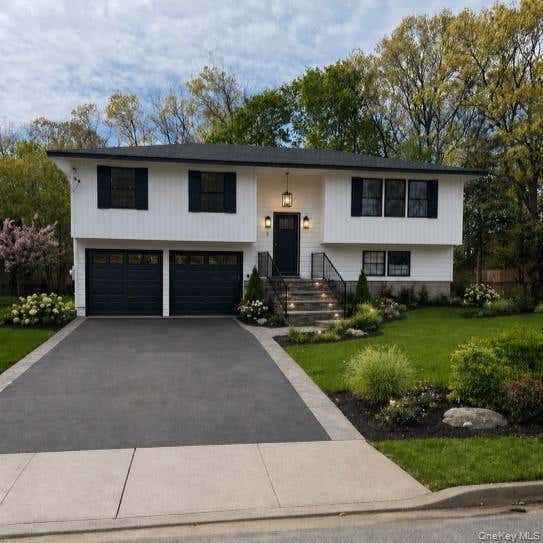 Photo of 6 Barbara Avenue, Port Jefferson Station, NY 11776 (MLS # 997170)