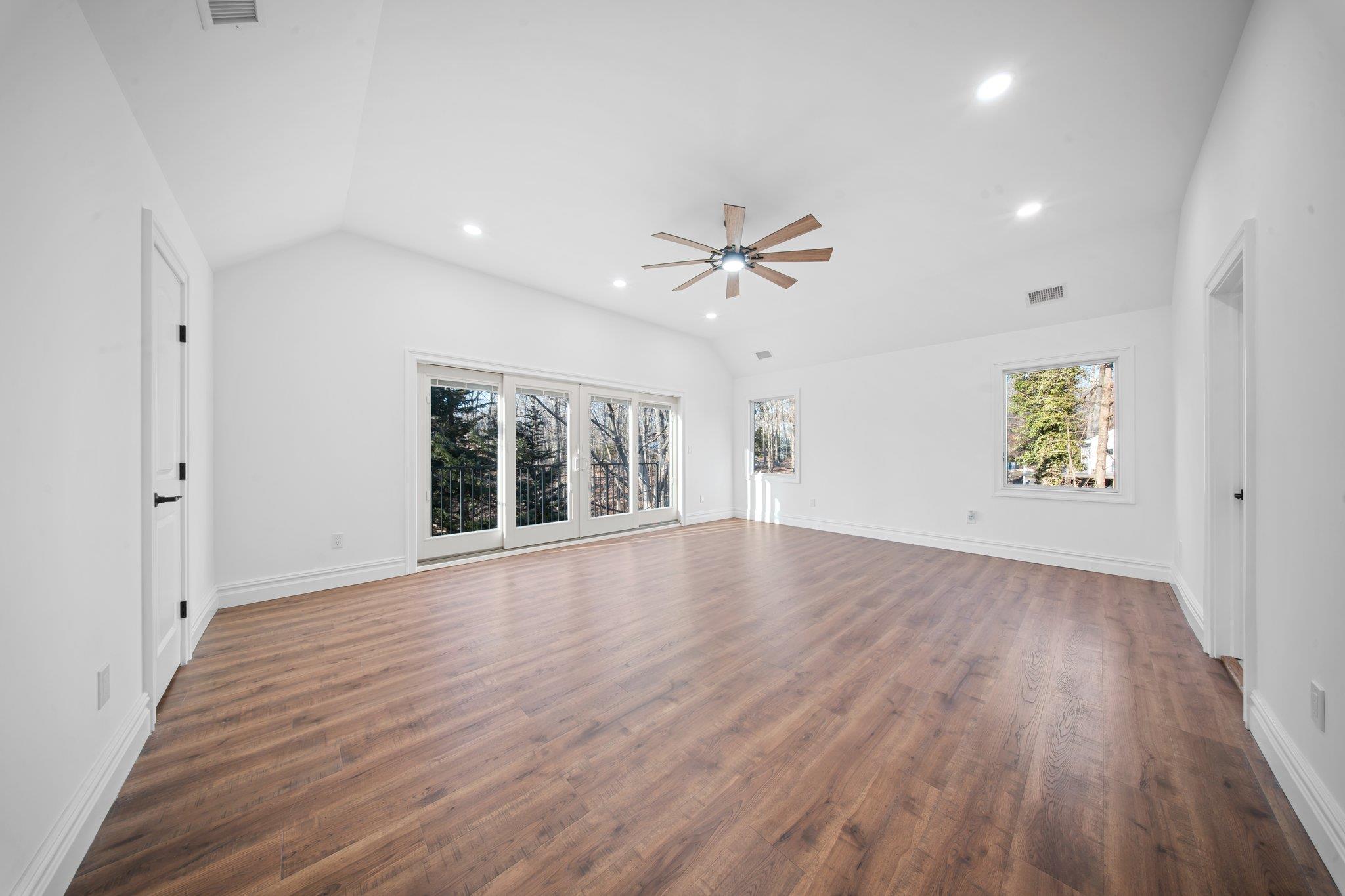 5 Buena Vista Road, Port Jefferson, New York image 9