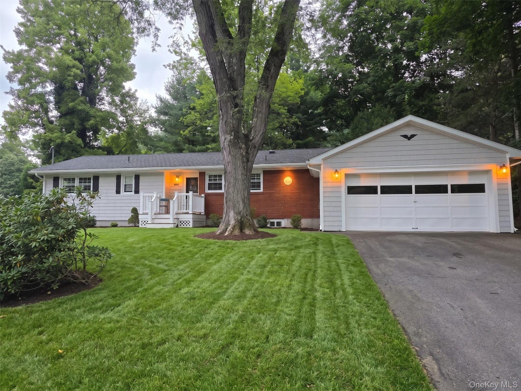 Photo of 80 Colburn Drive, Poughkeepsie, NY 12603 (MLS # 1045349)
