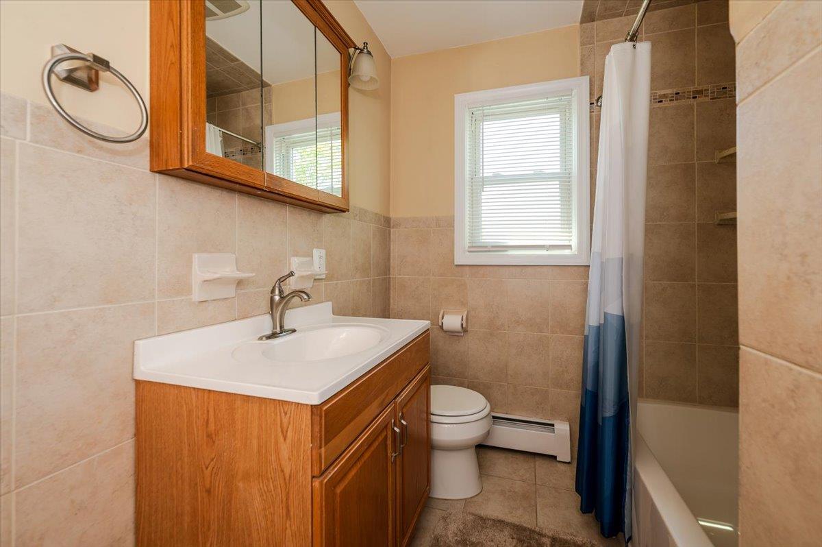 3159 Ellen Terry Drive, Oceanside, New York image 15