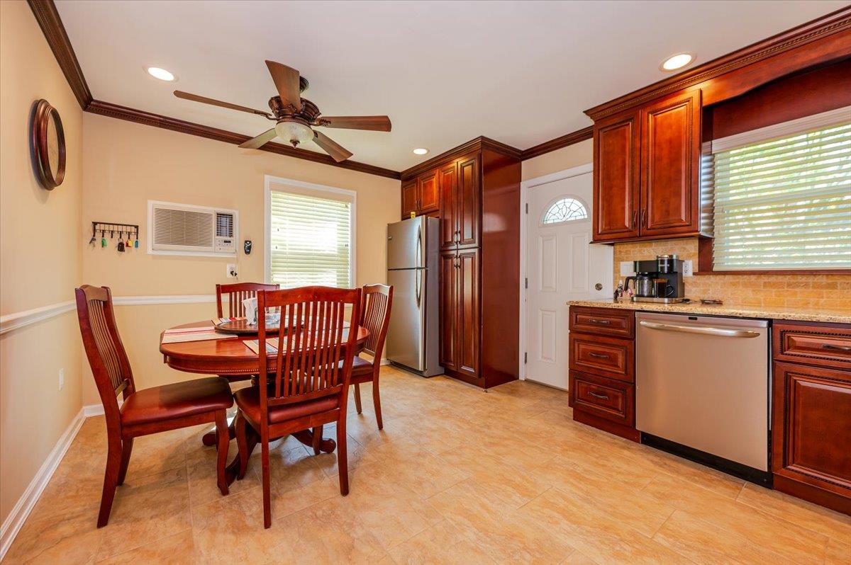 3159 Ellen Terry Drive, Oceanside, New York image 4