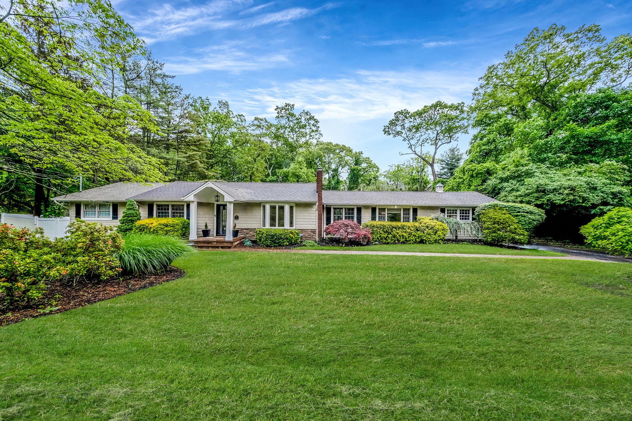 Property for Sale at Bridle Path Road, Smithtown, Hamptons, NY - Bedrooms: 4 
Bathrooms: 3  - $850,000