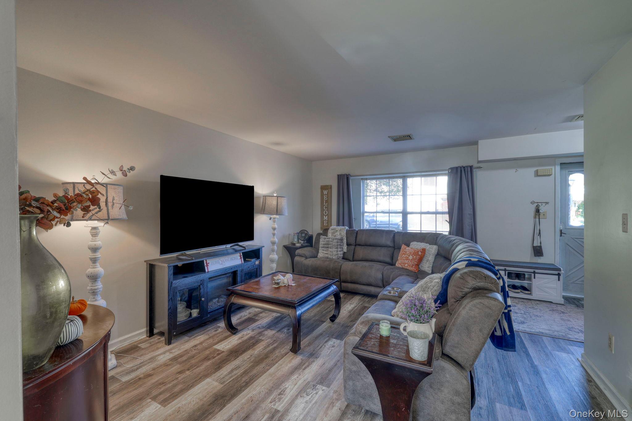 256 Quassaick Avenue 7