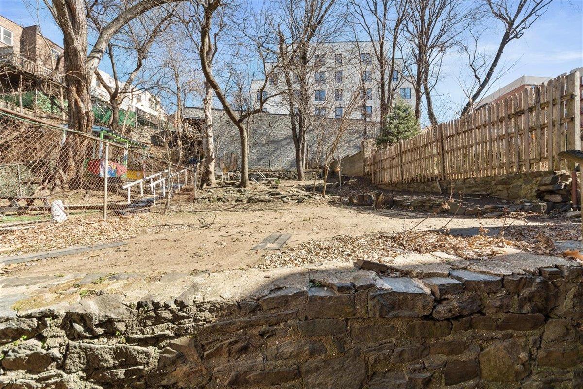 3372 Fort Independence Street, Bronx, Florida image 22