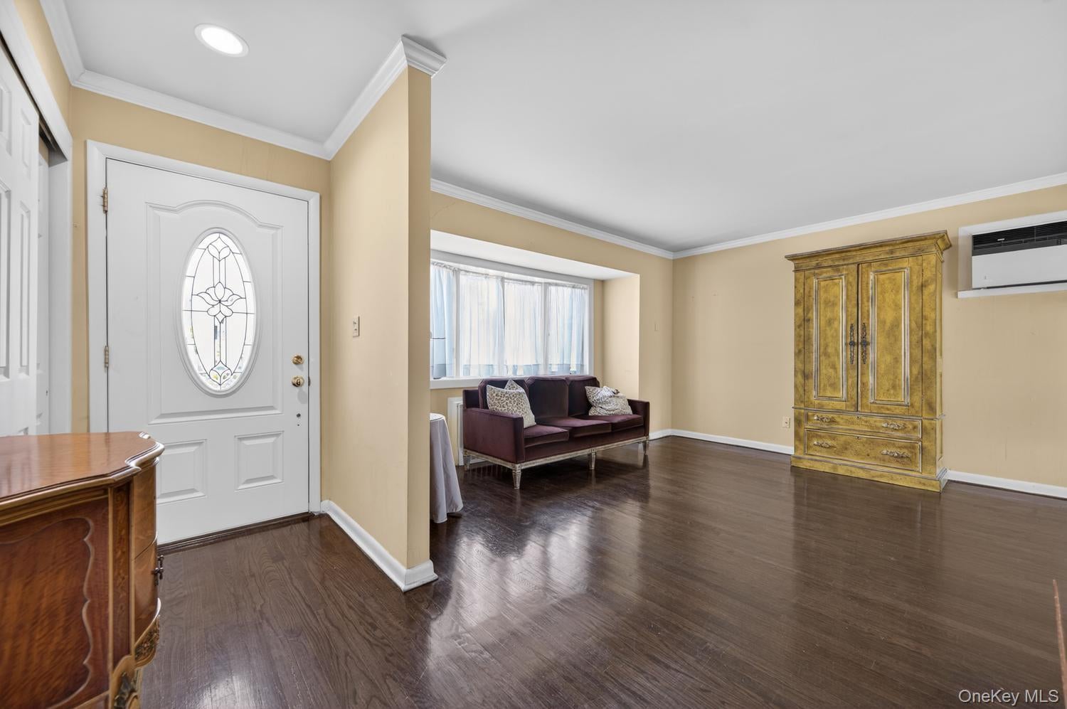 4 Gates Avenue
