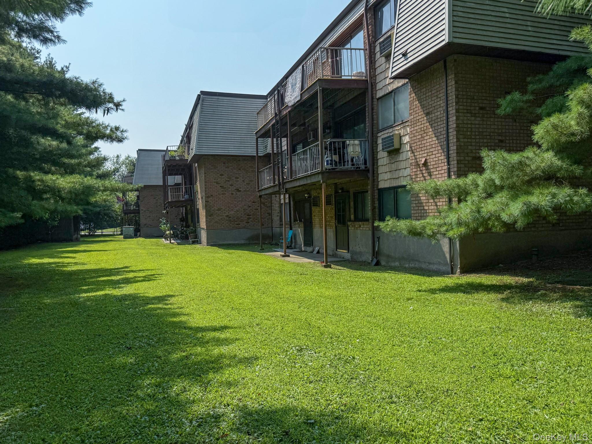 20 Pierces Road 13