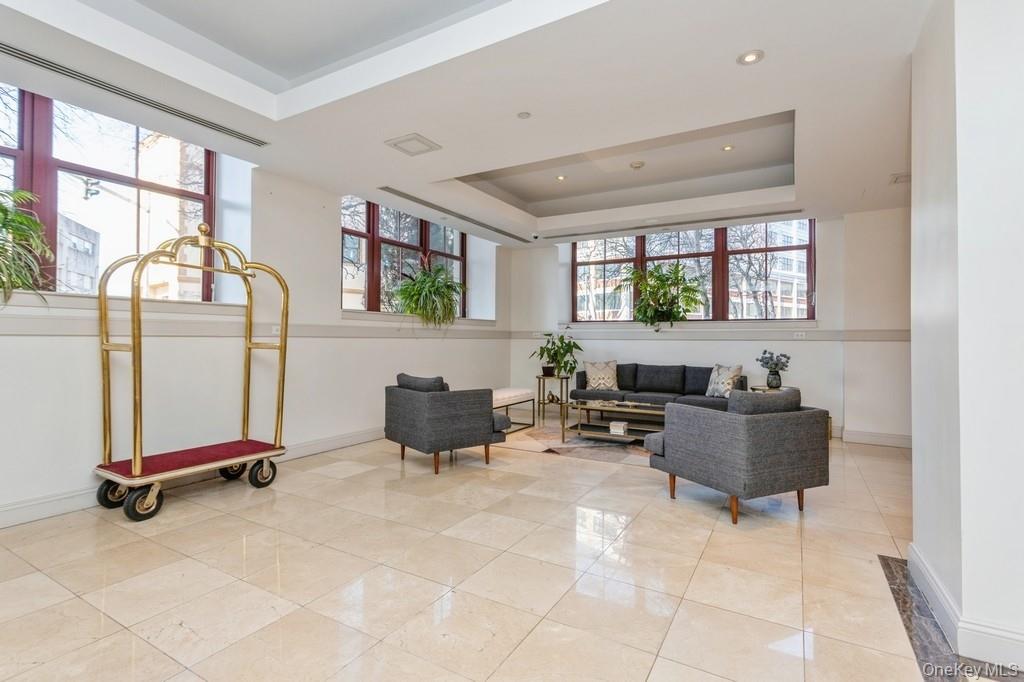 1 Scarsdale Road 209