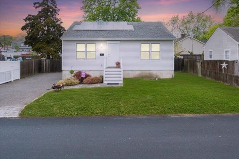 MLS: 859910