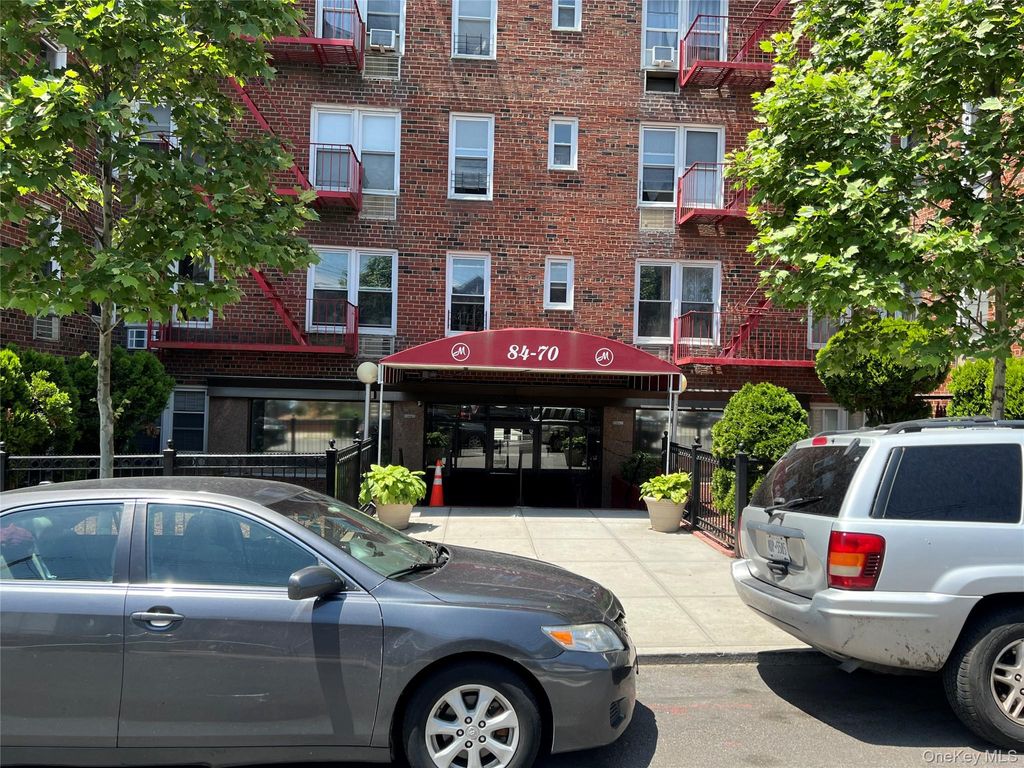 Photo of 84-70 129th Street #5B, Kew Gardens, NY 11415 (MLS # 1019046)