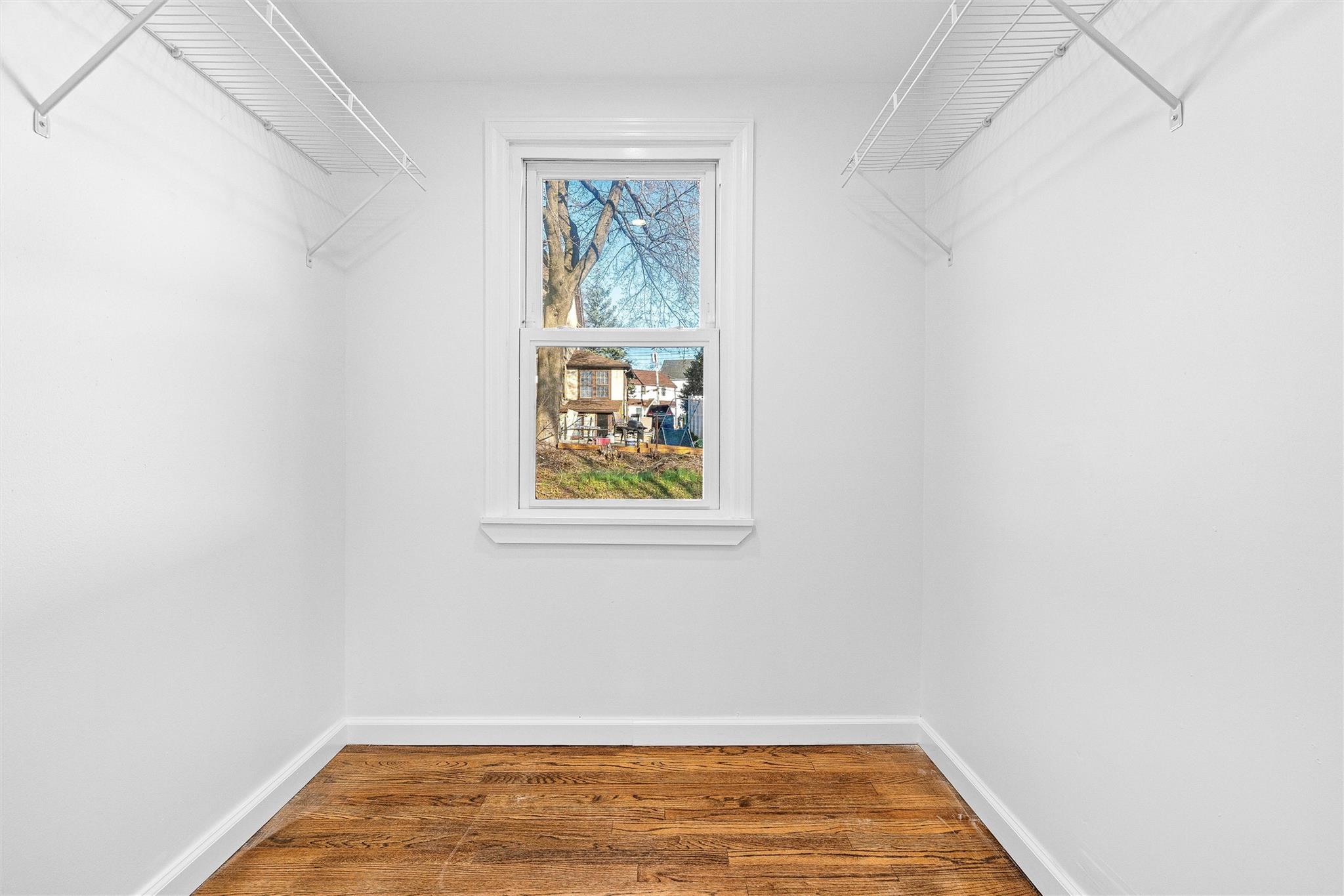 8 S Hillside Avenue, Elmsford, New York image 23