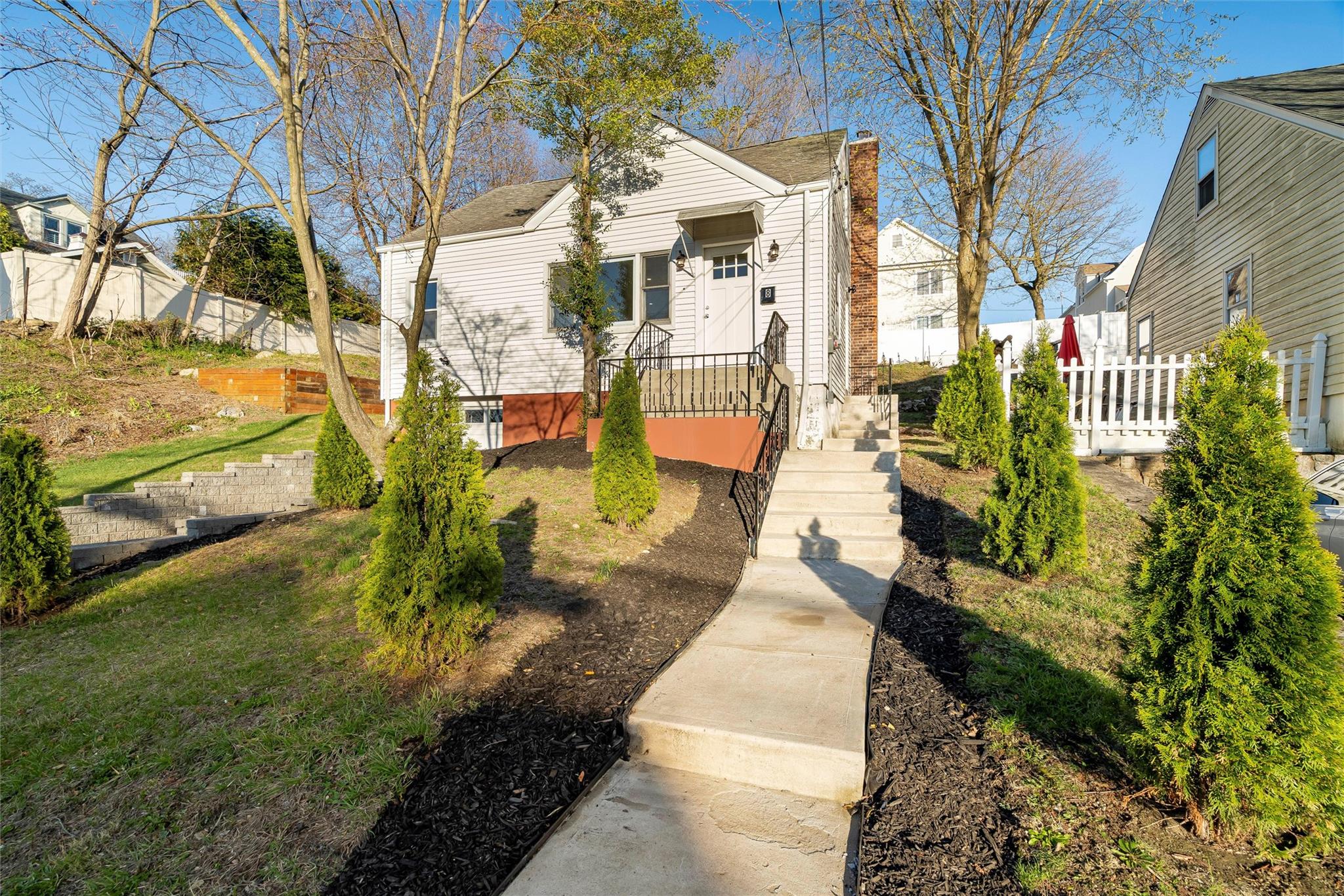 8 S Hillside Avenue, Elmsford, New York image 3