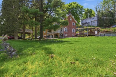 Homes For Sale - 29 Hoover Place<br/> Stony Point, NY 10980