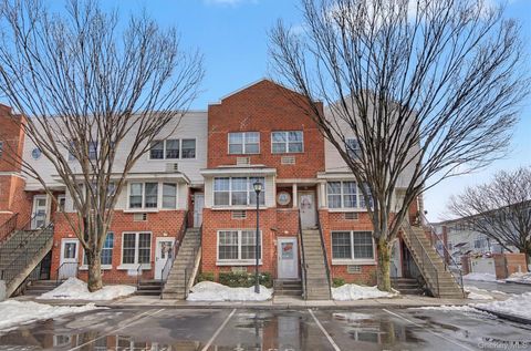 Photo of 204 Sunset Boulevard #12204, Bronx, NY 10473 (MLS # 968053)