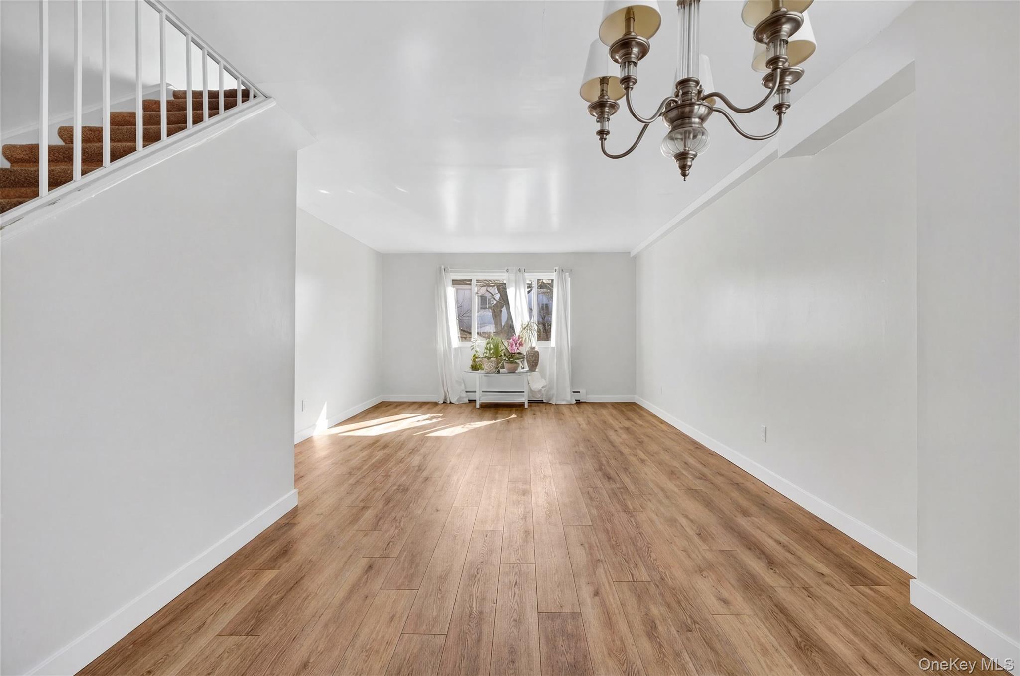 150 Glenwood Avenue F5