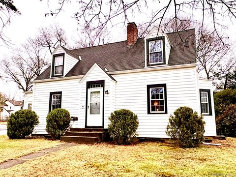 22 Millrock Road New Paltz NY 12561