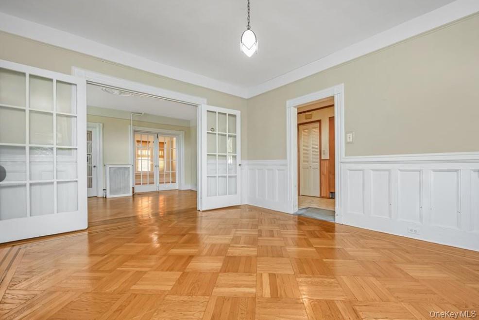 215 Conklin Street Lower