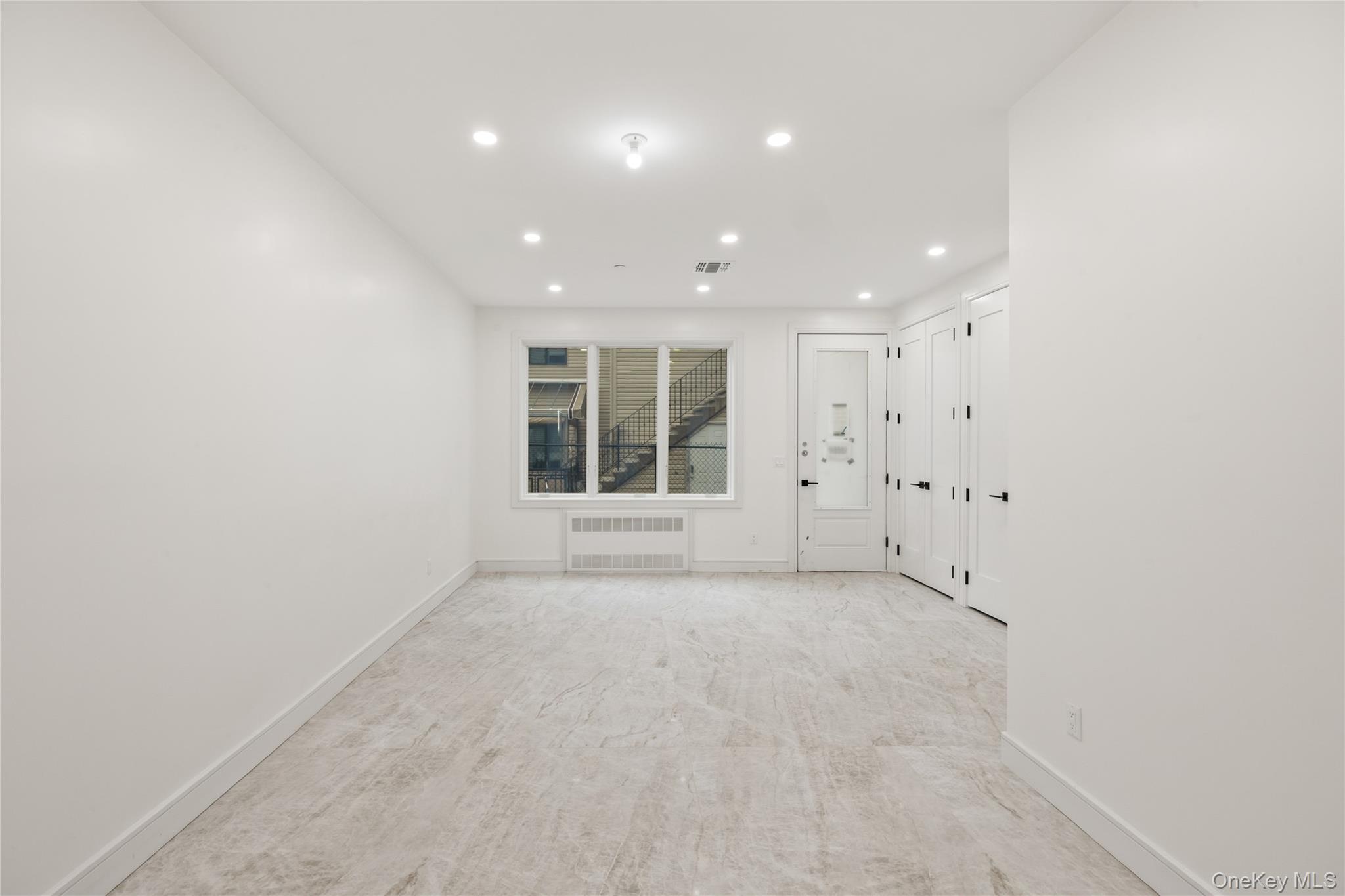 15 Warren Court 214