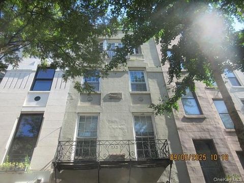 231 E 62nd Street New York (Manhattan) NY 10065
