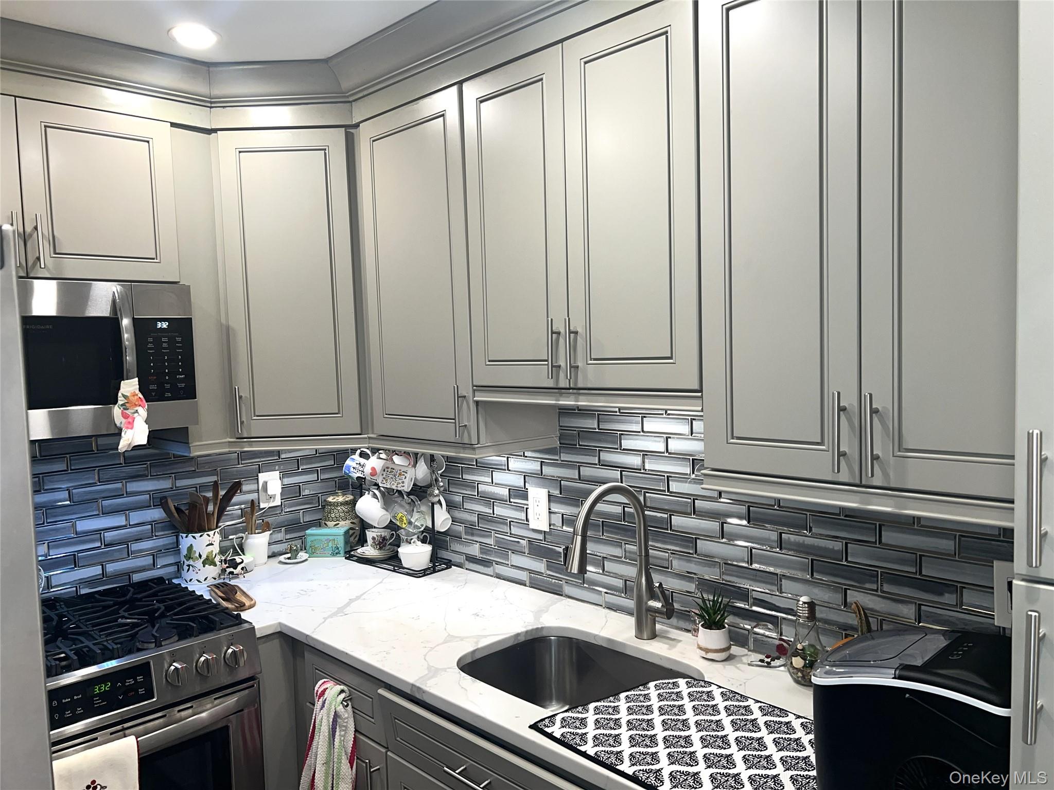 53 Pointe Circle S 53