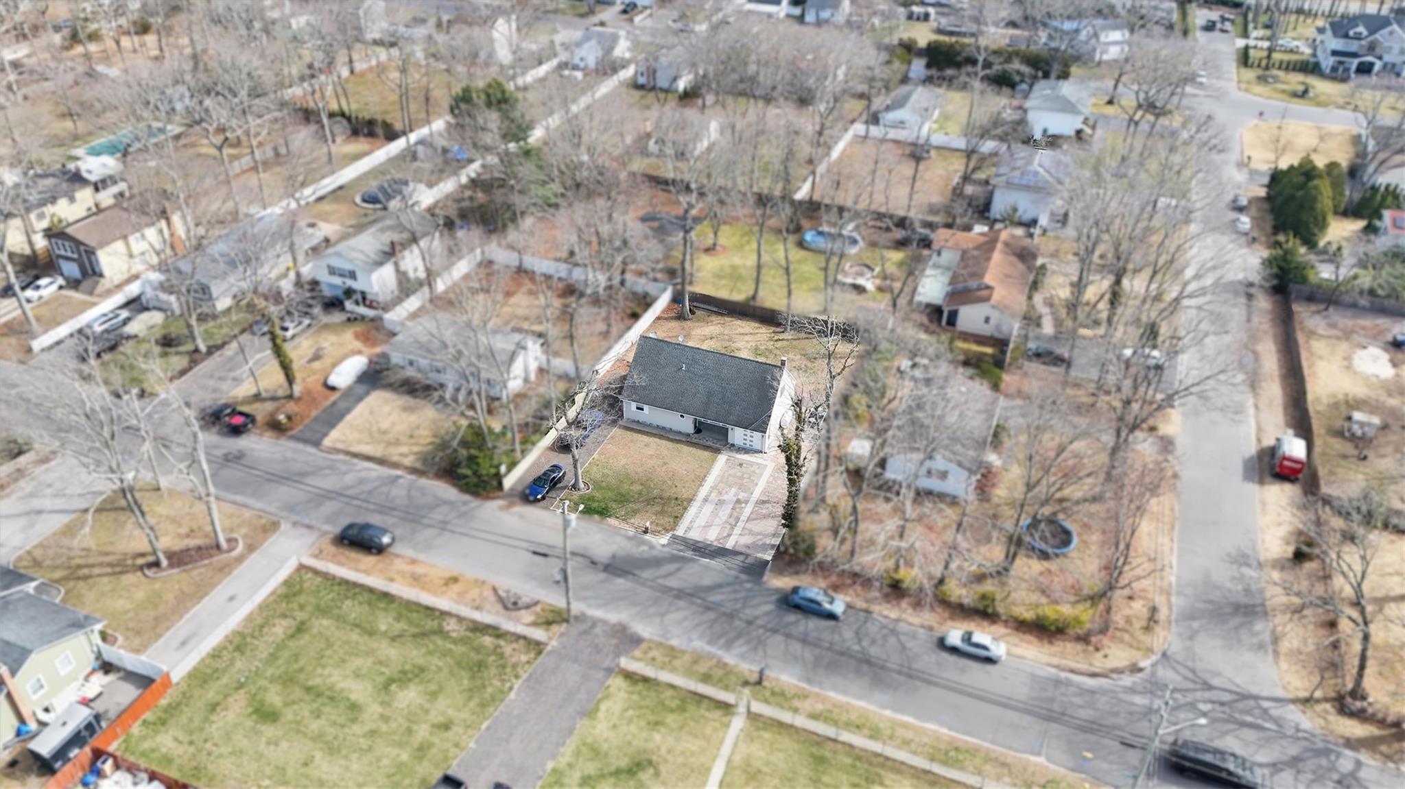 336 Auborn Avenue, Shirley, New York image 3