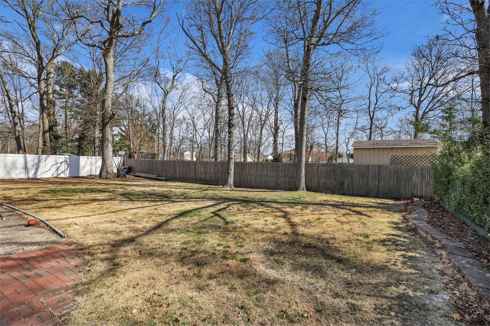 336 Auborn Avenue, Shirley, New York image 20